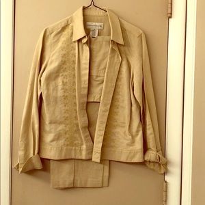 Evonne Picone linen set. Beautiful details